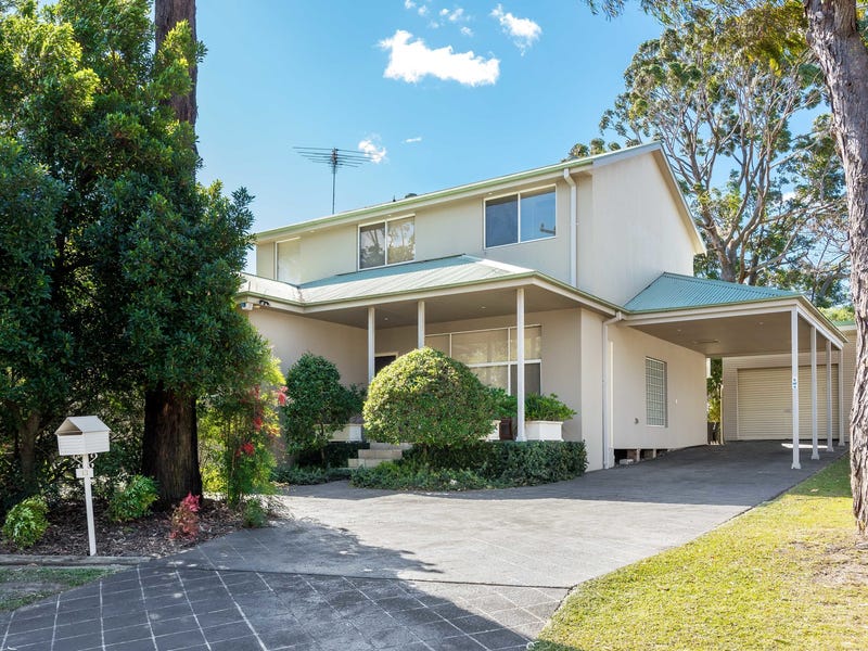 13 Spur Crescent, Loftus, NSW 2232 Property Details