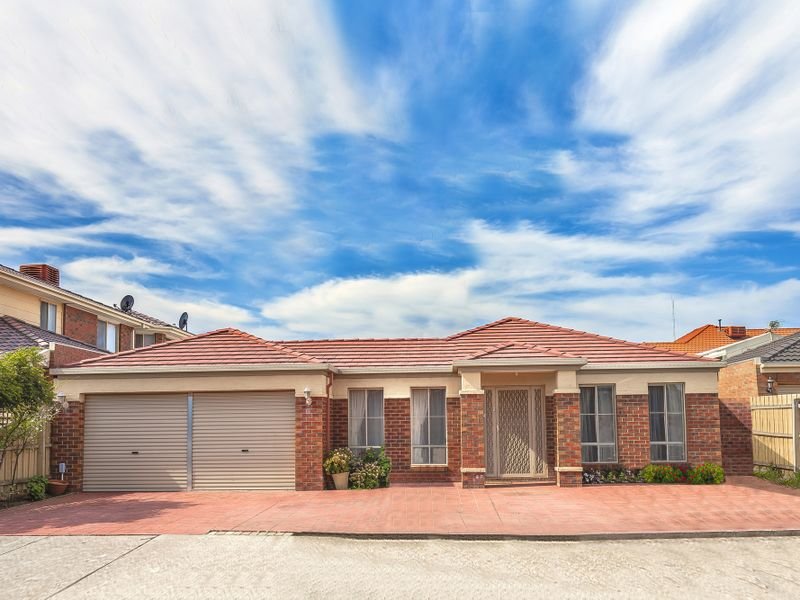 32 Salween Cres, Roxburgh Park, VIC 3064