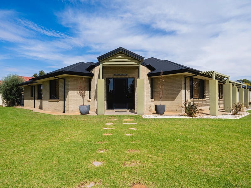 Real Estate & Property for Sale in Narrandera, NSW 2700 Pg. 3
