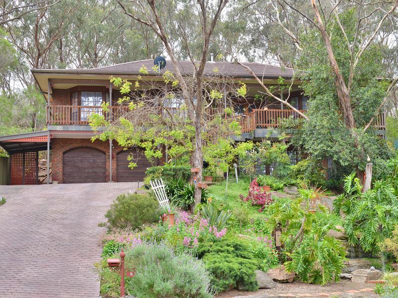 9 Bushland Drive, Bellevue Heights, SA 5050