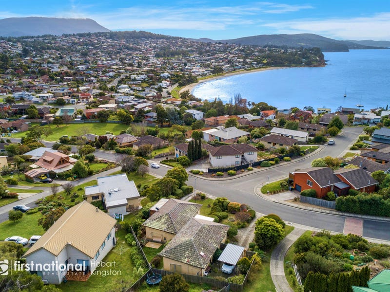 1/14 Suncoast Drive, Blackmans Bay, TAS 7052