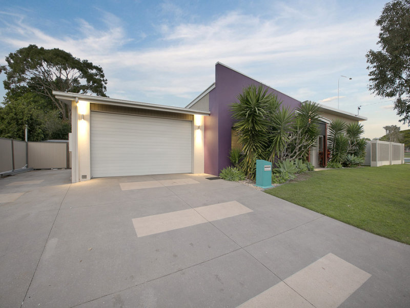 1 Thomas Street, Birkdale, Qld 4159 Property Details