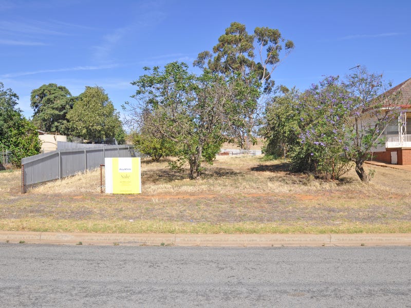 26 Boundary Street, Junee, NSW 2663