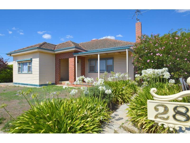 28 Outtrim Street, Maryborough, Vic 3465 Property Details