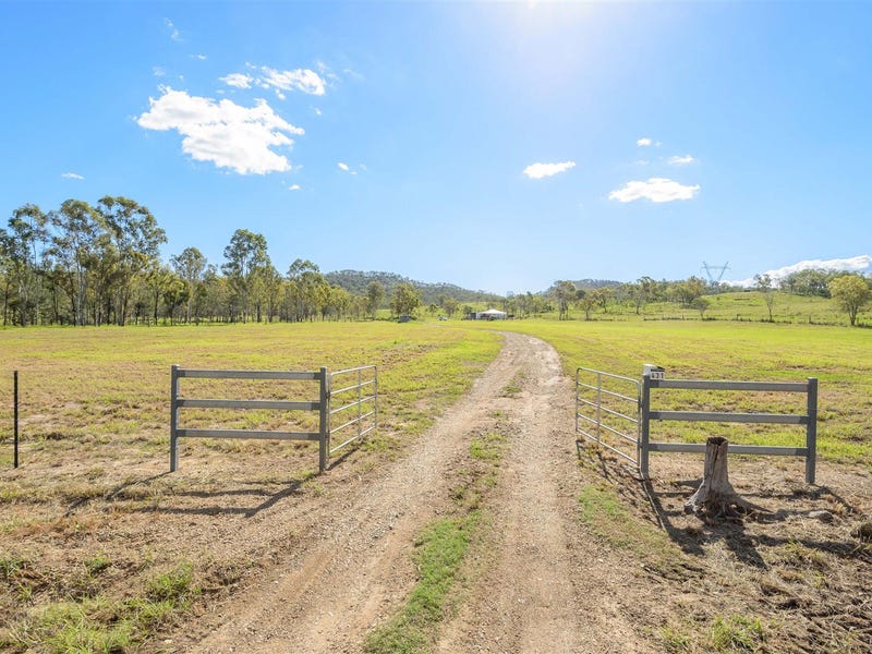 431 The Narrows Road, Mount QLD 4695