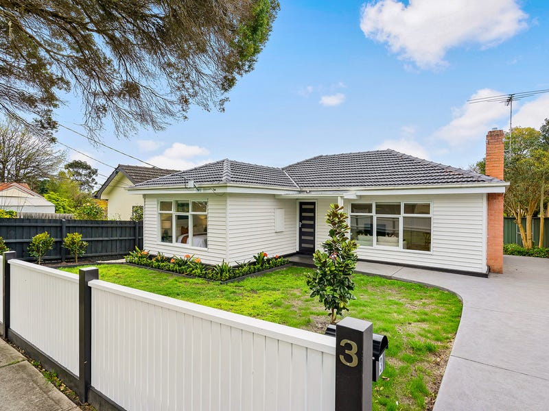 3 Summit Road, Frankston, Vic 3199 Property Details