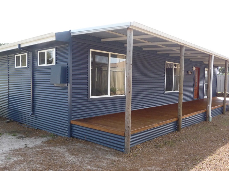 2B Robert Street, Bremer Bay, WA 6338