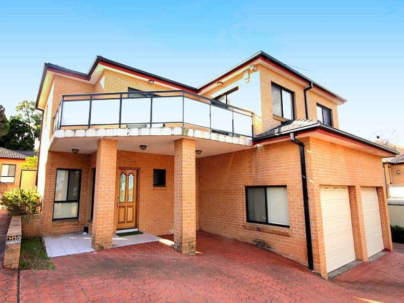2/203205 Marion Street, Bankstown, NSW 2200 Property Details