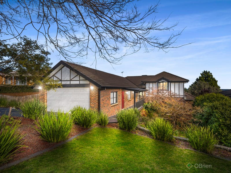 5 Edrington Park Drive, Berwick, Vic 3806 Property Details