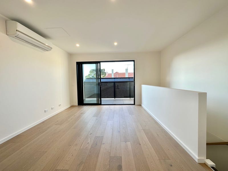 U3/8 Rosamond Road, Footscray, Vic 3011 Townhouse for Sale