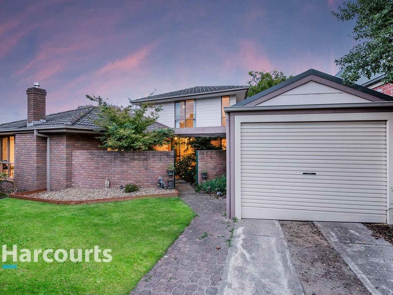 28 Deanswood Drive, Somerville, Vic 3912 Property Details