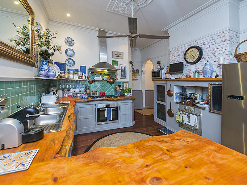 19 Shackleton Street, Bassendean, WA 6054 Property Details