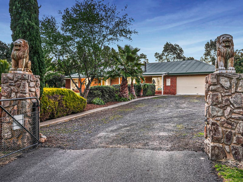 42 Trovatello Way, Riddells Creek, Vic 3431 House for Sale