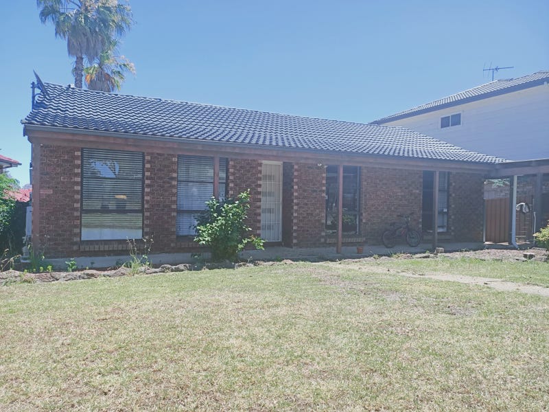 104 Longhurst Road, Minto, NSW 2566