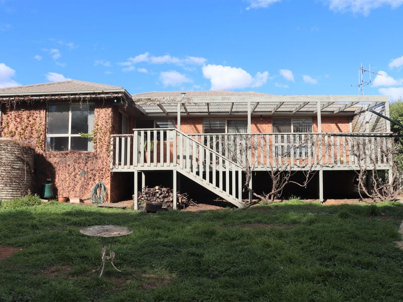 10 Barber Street, Yass, NSW 2582 House for Rent