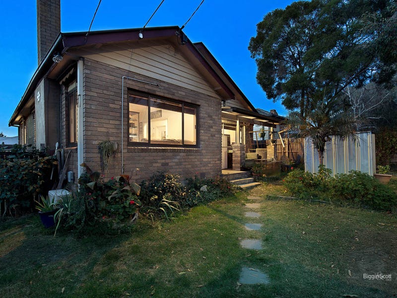 1/19 Laird Street, Croydon, Vic 3136 Property Details