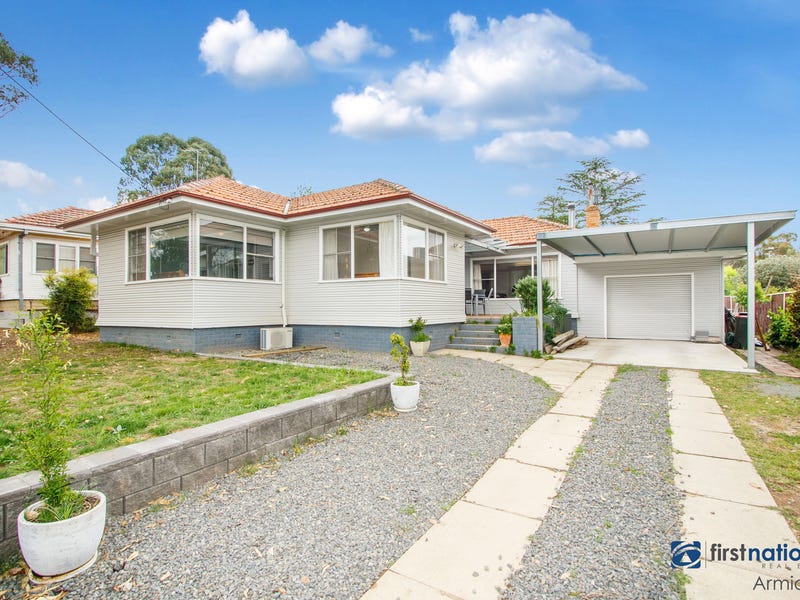 3 Bedroom Houses for Sale in Armidale, NSW 2350 Pg. 2