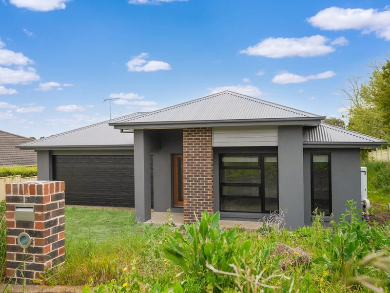 19 Kennedy Street, Hamilton, Vic 3300 Property Details