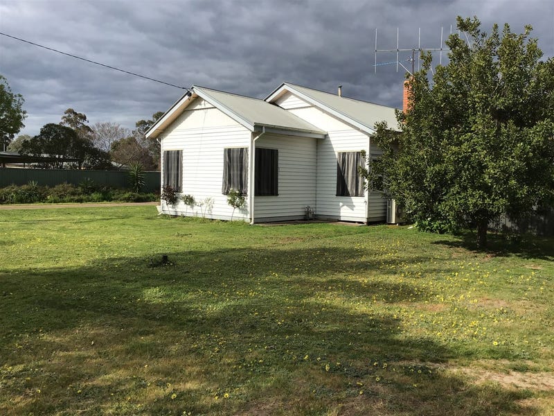 35 Mansfield Road Euroa Vic 3666 Realestate Com Au