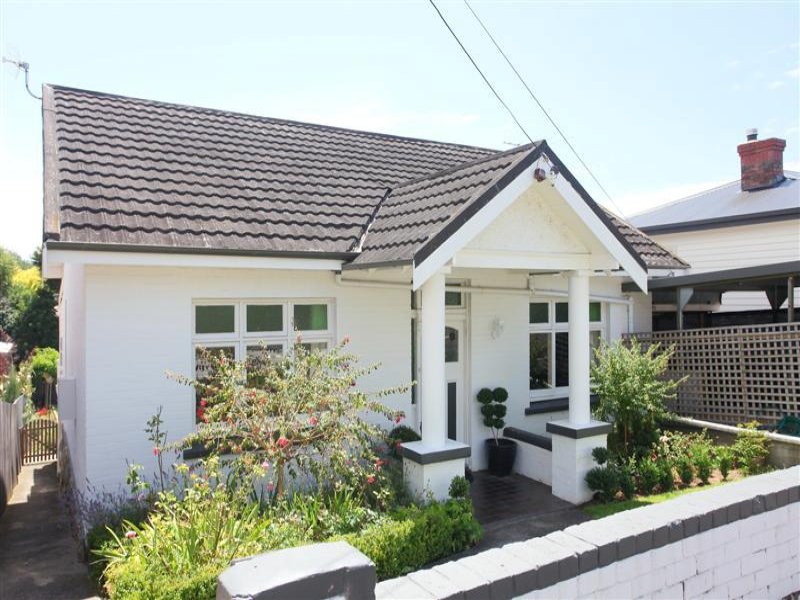 52 Lord Street, Sandy Bay, TAS 7005