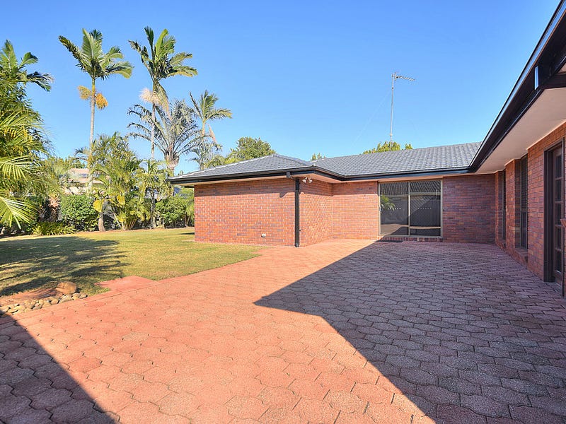 12 Barrier Reef Drive, Mermaid Waters, Qld 4218