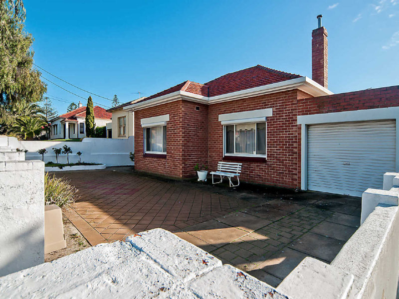 11 Charnock Street, Largs North, SA 5016