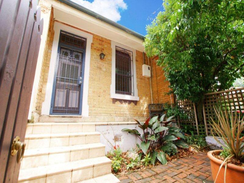 68 Renwick St, Marrickville, NSW 2204 Property Details