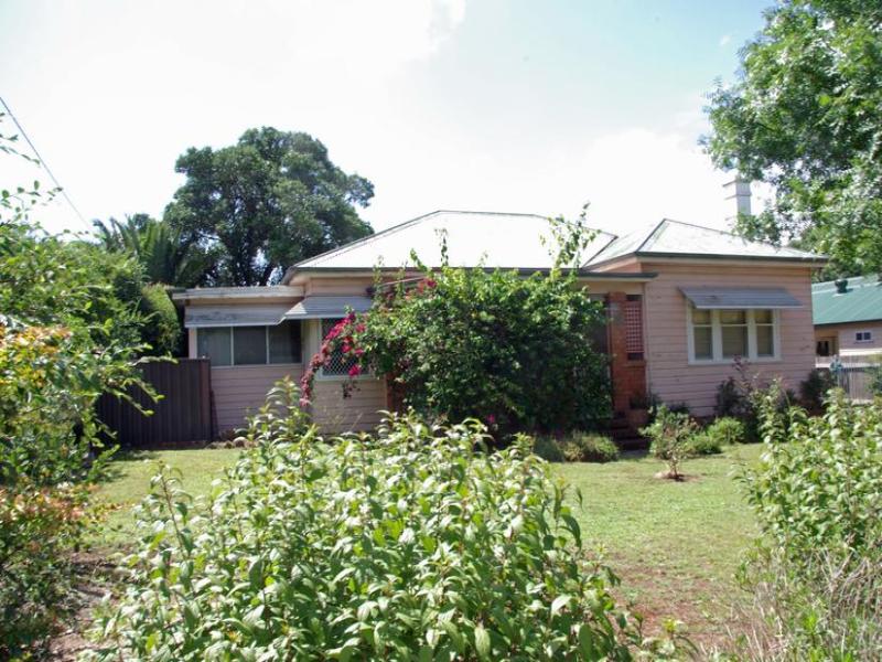 70 Oxford Road, Scone, NSW 2337 Property Details