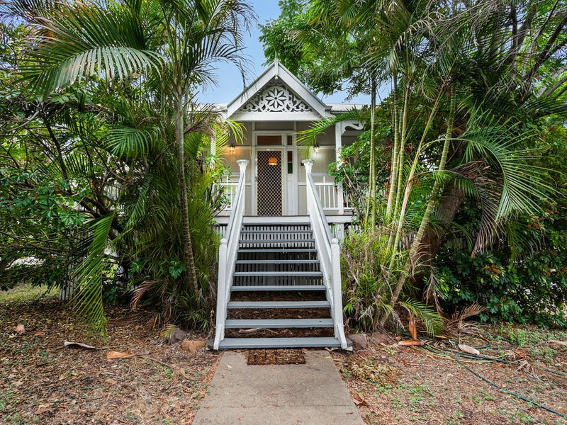 89A South Station Rd, Silkstone, Qld 4304 Property Details