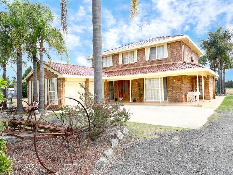 54 Kelvin Park Drive, Bringelly, NSW 2556