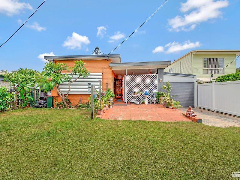 7 Meadow Street, Keppel Sands, QLD 4702
