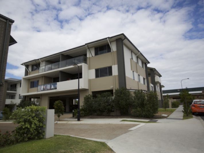 907/8 Win Street, Eight Mile Plains,