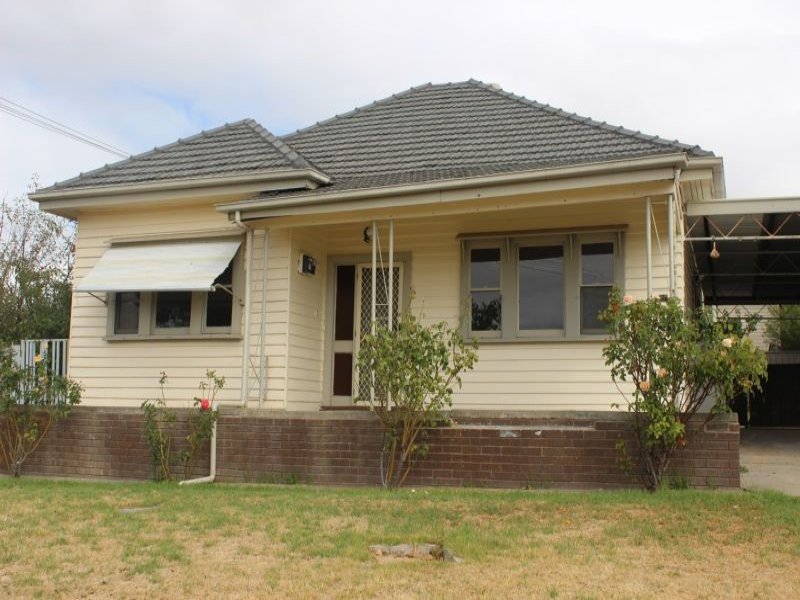 16 Esler Street, California Gully, VIC 3556