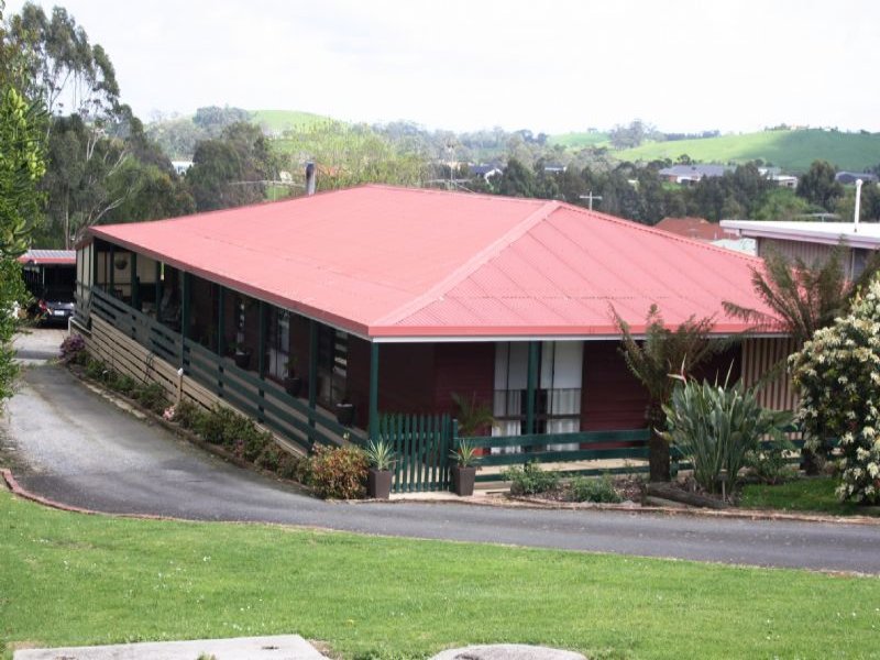 19 STREET, Korumburra, Vic 3950 Property Details