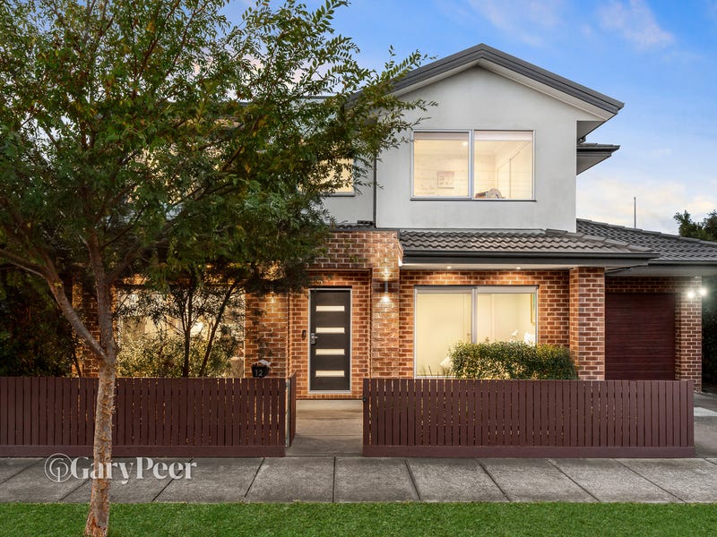 12 George Street, Murrumbeena, Vic 3163 - Property Details