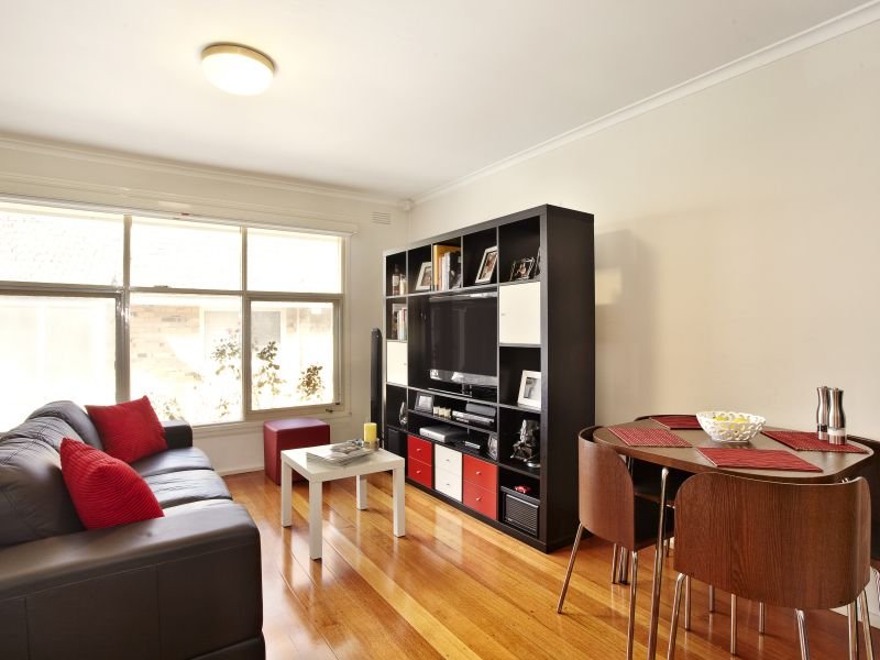 3/9 Matlock Street, Camberwell, Vic 3124 Property Details