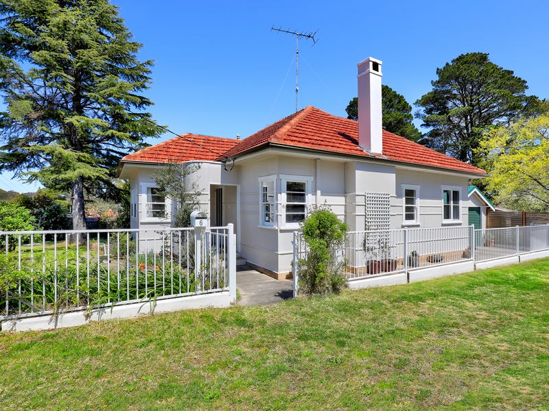 6 Eveleigh Avenue, Blackheath, NSW 2785 Property Details