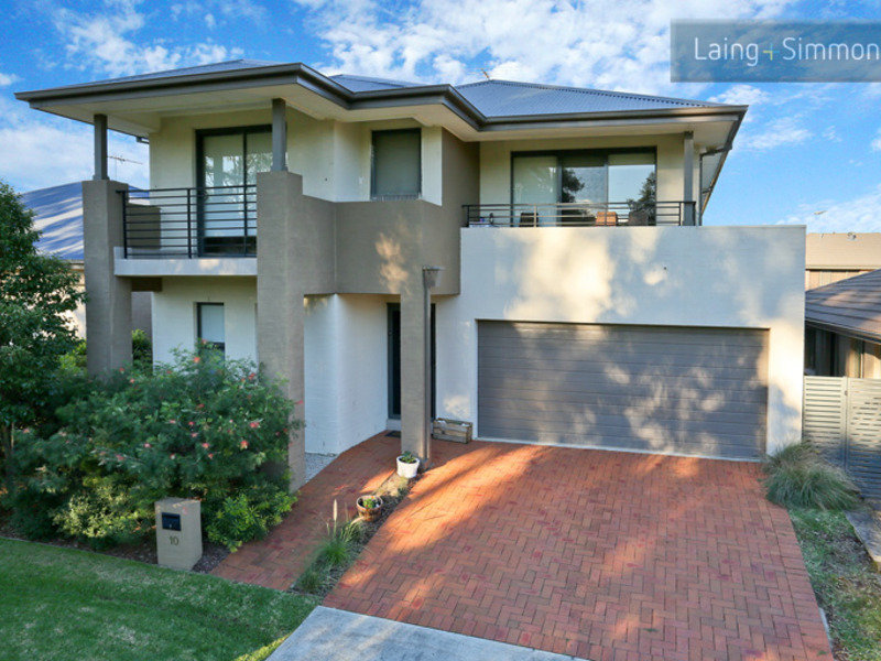 10 Ferdinand Cres, Ropes Crossing, NSW 2760