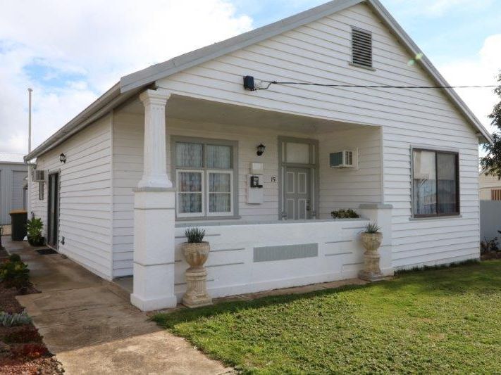 15 Brougham Street, Maryborough, VIC 3465