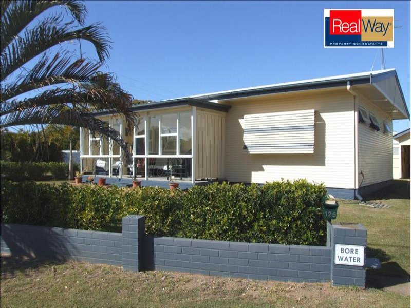 125 Cypress St, Torquay, Qld 4655 Property Details