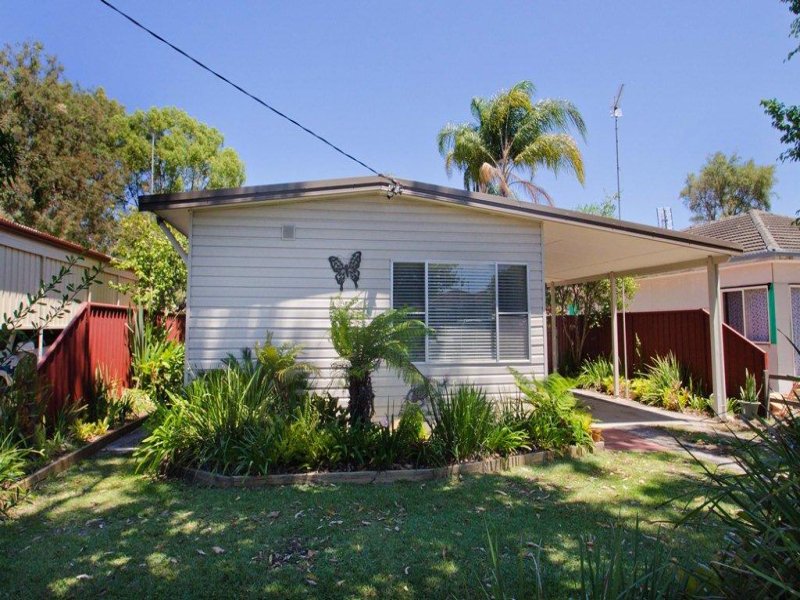 27 Dorothy Avenue, Woy Woy, NSW 2256