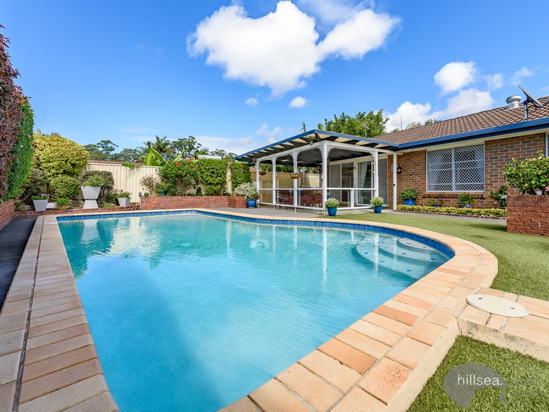 1 4 Warrie Close, Paradise Point, Qld 4216 - Realestate.com.au