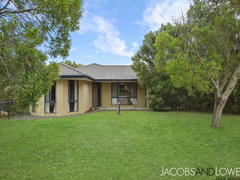 5 Sumak Road, Mount Martha, Vic 3934 5 Sumak Road, Mount Martha, Vic 3934