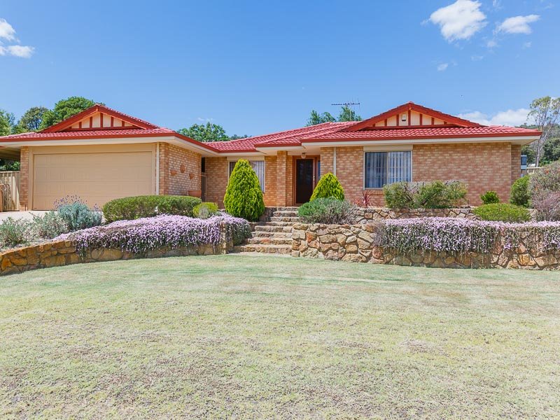 21 Woodcroft Place, Mount Richon, WA 6112