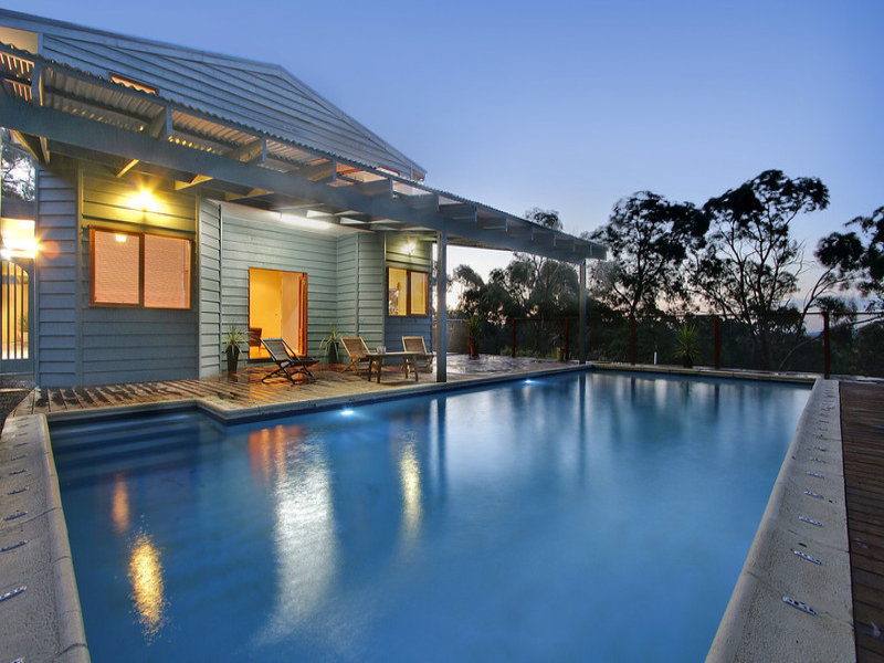 5557 BROWNS ROAD, Montrose, Vic 3765 Property Details