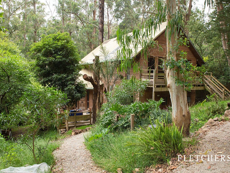 12 Argonne Parade, Selby, VIC 3159