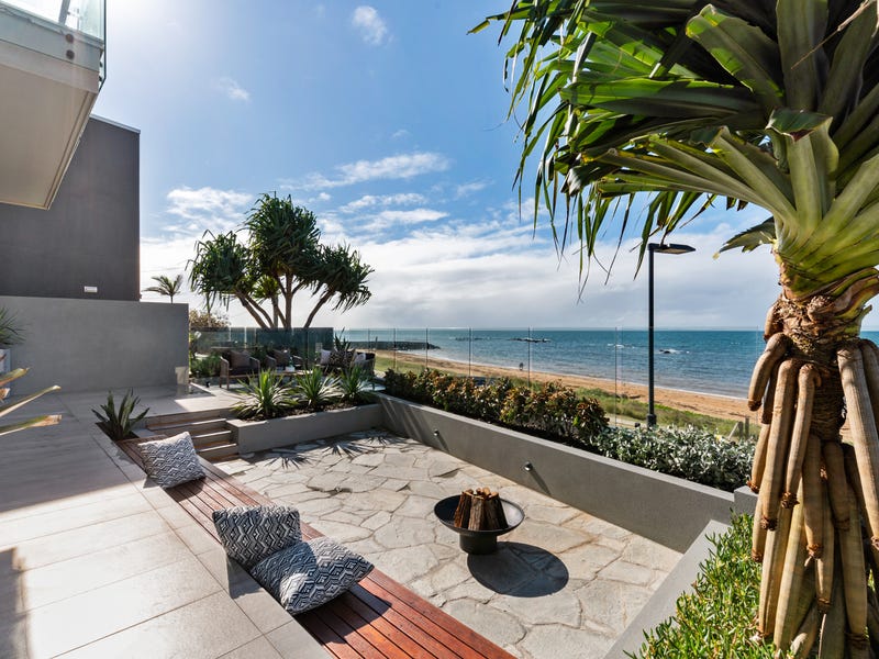 13 Flinders Parade, Scarborough, QLD 4020