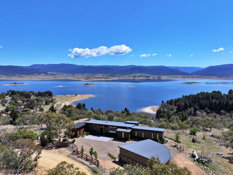 1A Jerrara Drive, Jindabyne, NSW 2627 House for Sale