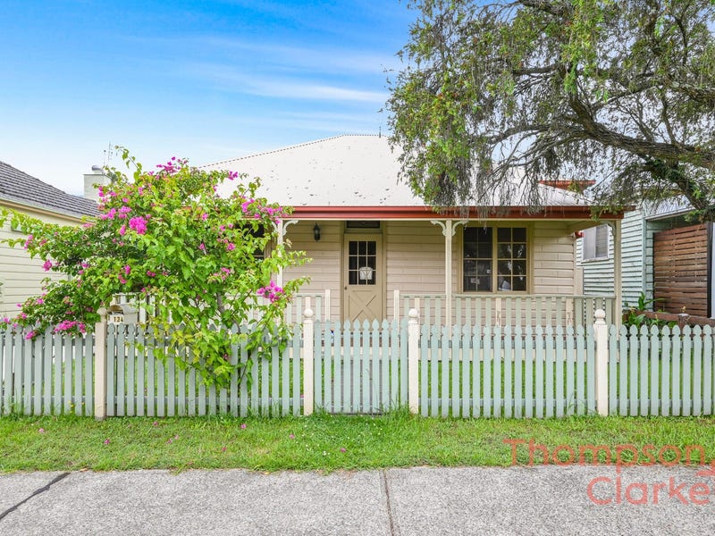 1/134 Street, East Maitland, NSW 2323