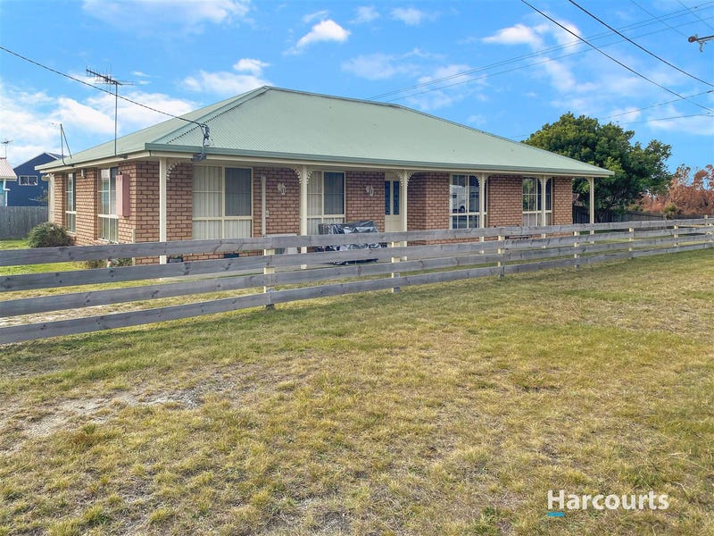 2 Akaroa Avenue, Akaroa, Tas 7216 Property Details